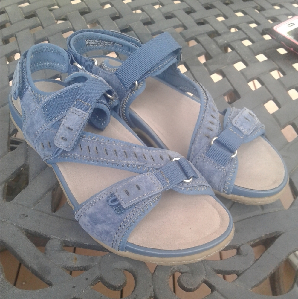 Earth Origins Sandals - barely worn!